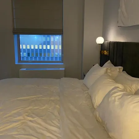 New York Rooftop Suite